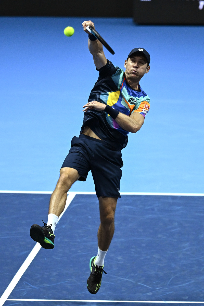 英国网球队完胜美国网球队，费德勒惊艳世界