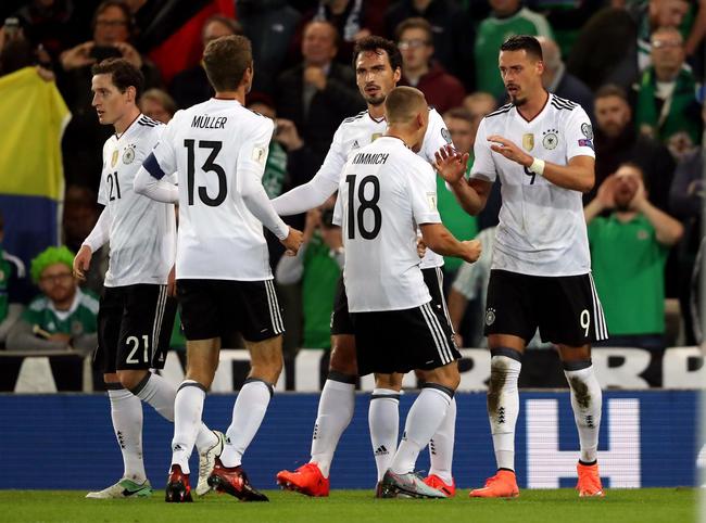 尤文碾压里昂，穆勒送出助攻