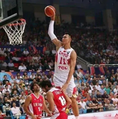 篮球赛场上的风云变幻，谁能一统江湖