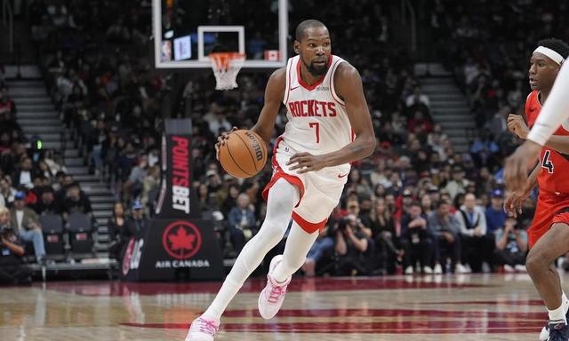 火箭险胜凯尔特人，杜兰特扛起全队