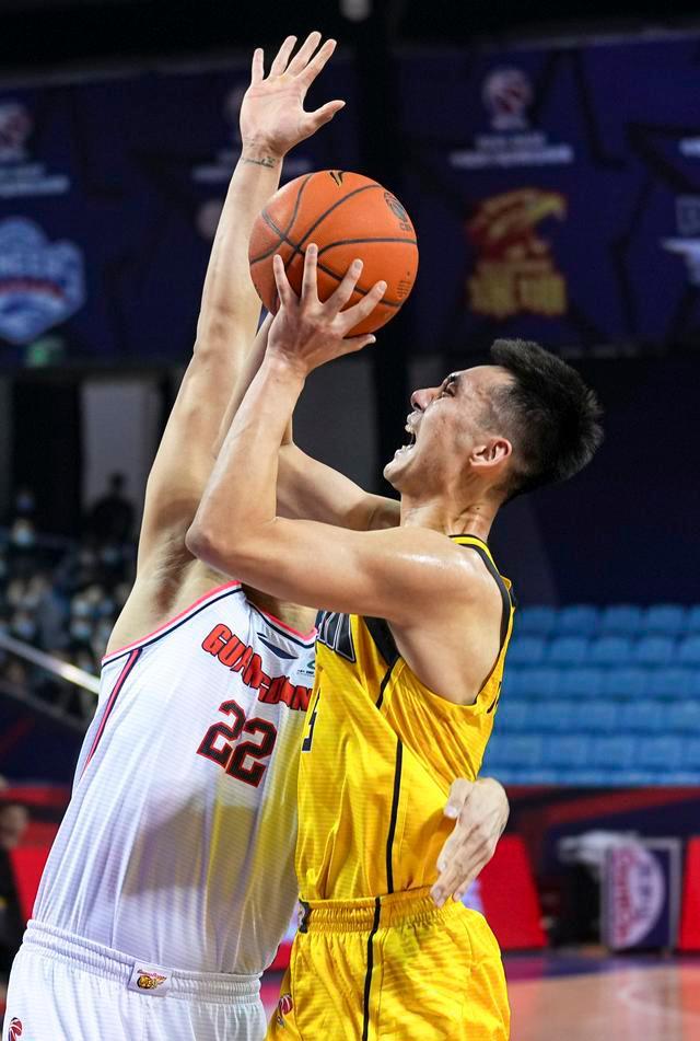 骑士翻盘辽宁队,易建联状态火热 骑士翻盘辽宁队,易建联状态火热