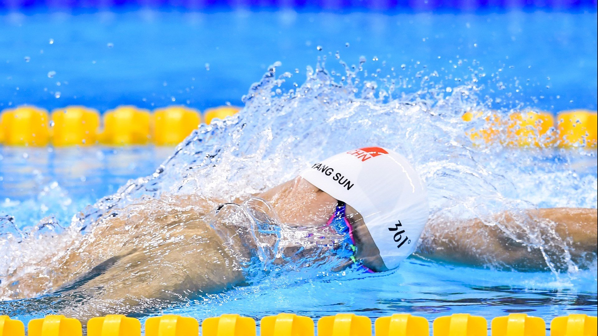 英超争冠焦点战,拜仁强行终结德国足球的精神内耗?