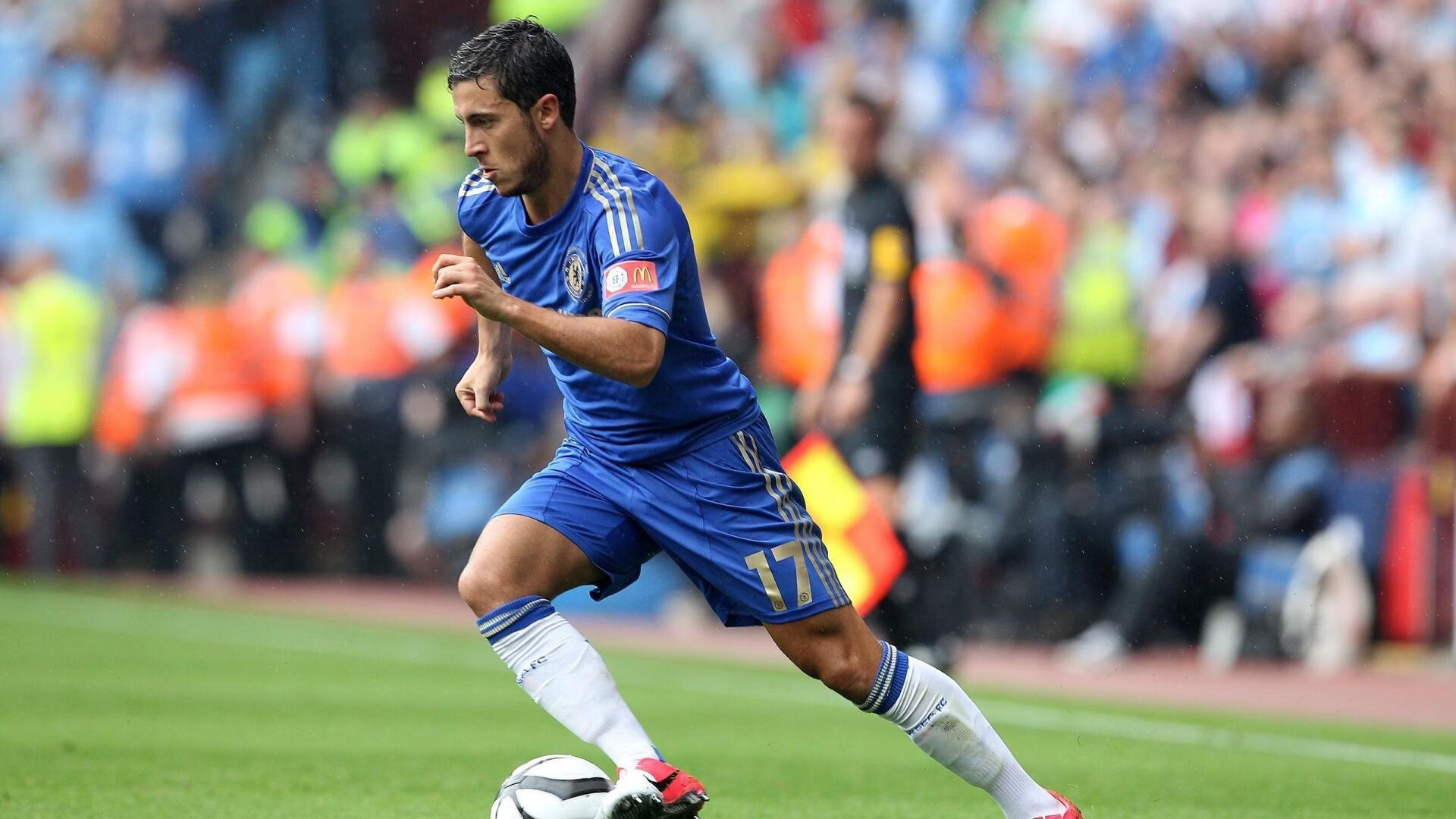 欧冠之夜的双重奏，国际米兰险胜利物浦，德布劳内刷新纪录书写中场传奇